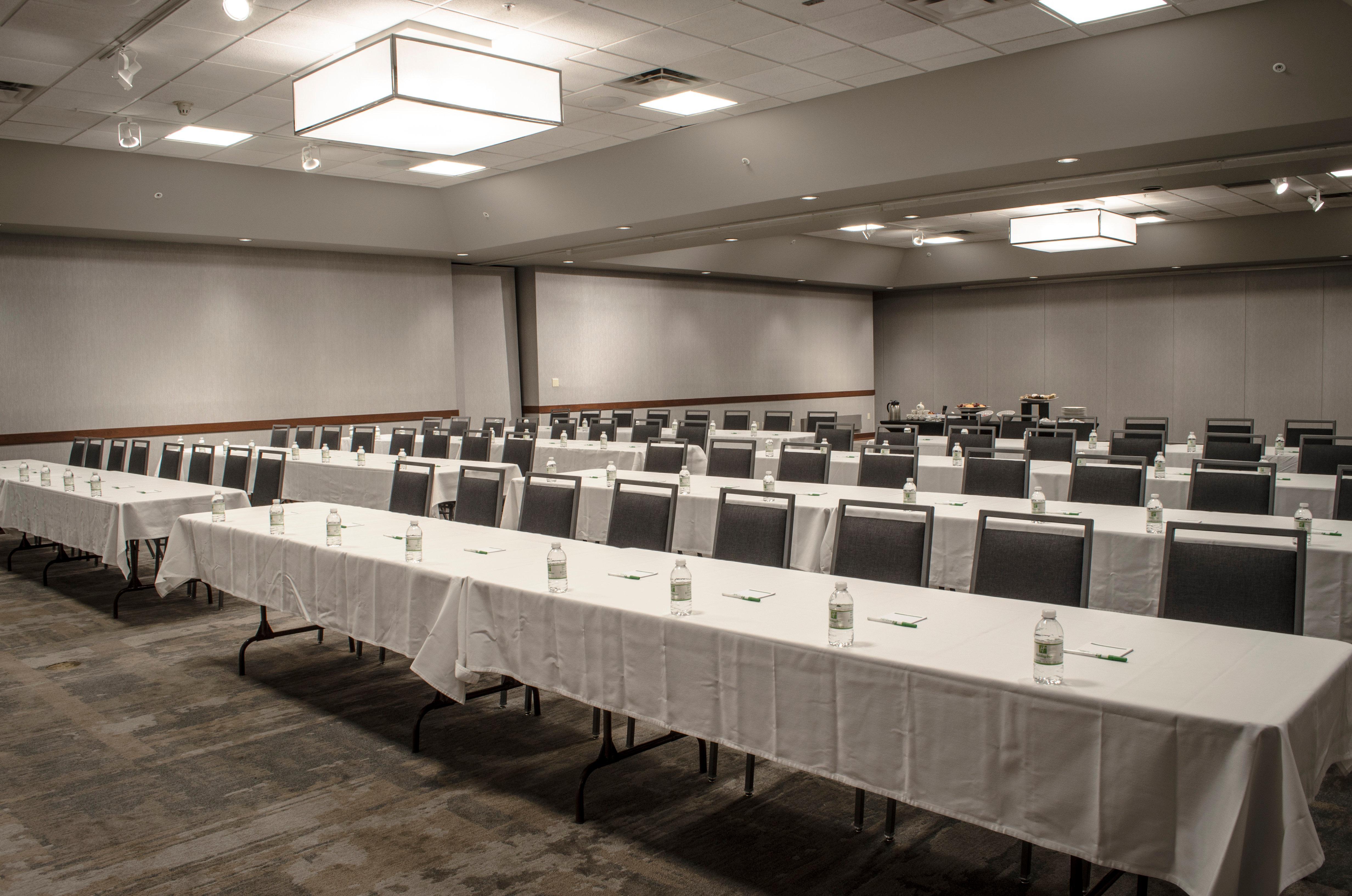 Holiday Inn Fargo By Ihg Exterior foto
