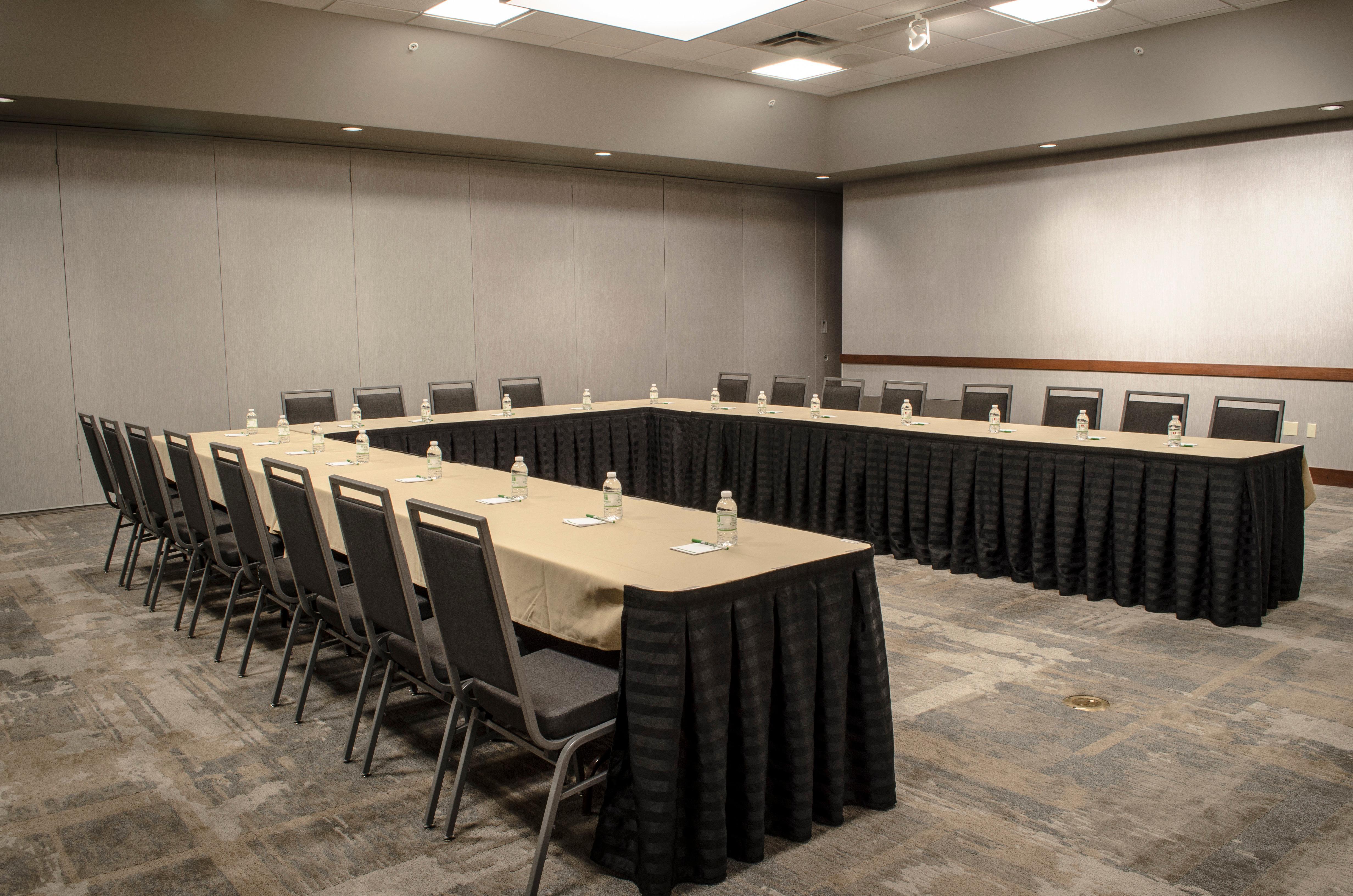 Holiday Inn Fargo By Ihg Exterior foto